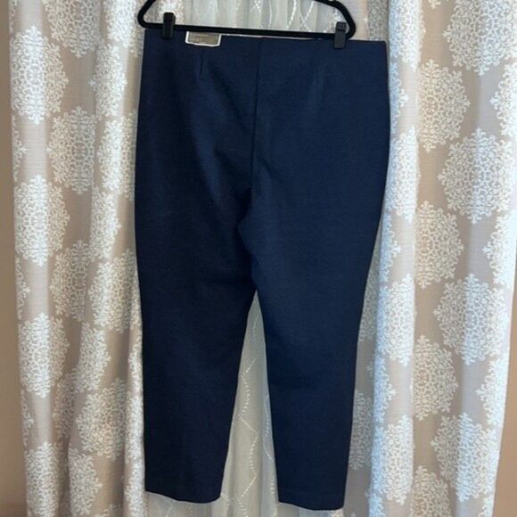 Chico’s Juliet the ultimate fit  Ankle Pants Size 3 navy - Picture 4 of 13